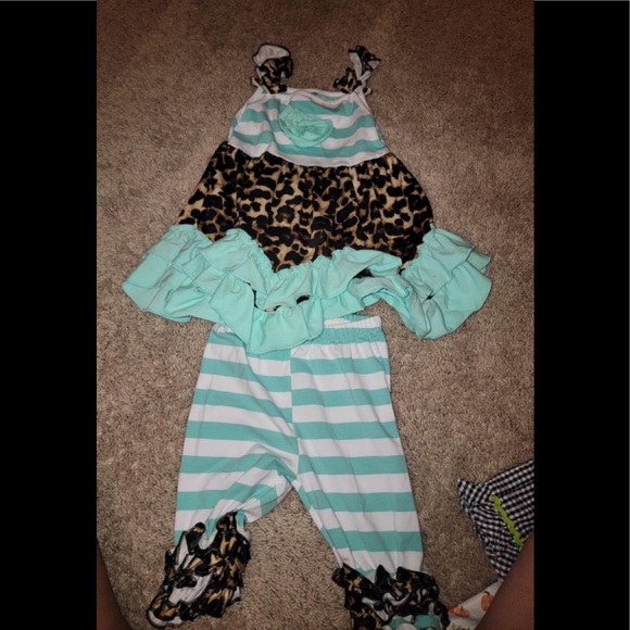 Capri set - Picture 1 of 1